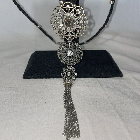 Cloth Braided Necklace with a Three Metal Emblems - Picture 2 of 4